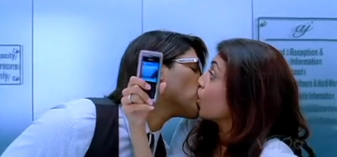 Telugu cinema, Telugu movie, Telugu cinema industry, Naga Chaitanya Samantha lip-lock, Allu Arjun kajal lip lock, Navadeep kajal lip lock